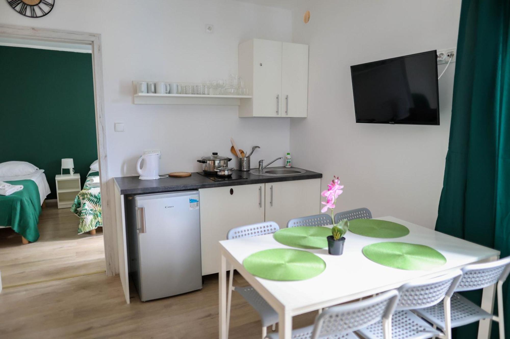 Apartamenty Poddabek- Basen Kryty, Sauna, Animacje Dla Dzieci , Malpi Gaj, Baseny Na Dachu Поддомбе Экстерьер фото